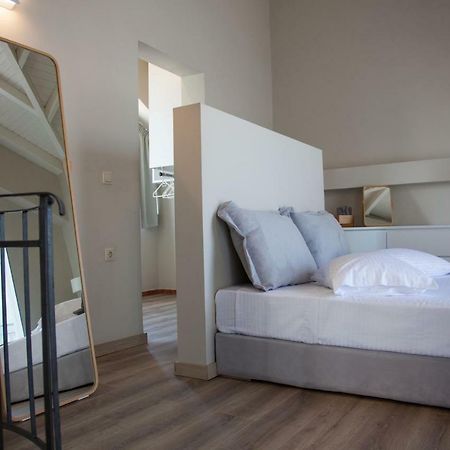 Апартаменты Lithostroto Central Loft Аргостолион Экстерьер фото
